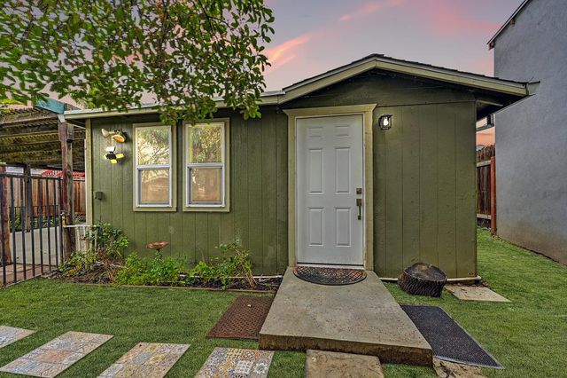 2741 Rice Ave, West Sacramento, CA 95691