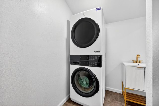 2741 Rice Ave, West Sacramento, CA 95691