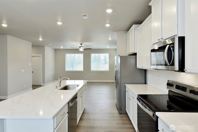 15136 87th Place E, Puyallup, WA 98375