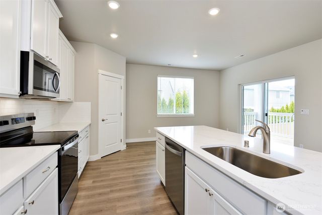 15136 87th Place E, Puyallup, WA 98375