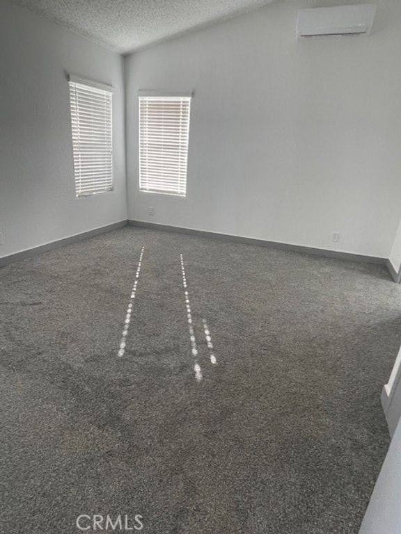 Image 10 of property listing at 14626 Monte Vista, Phelan, CA 92371