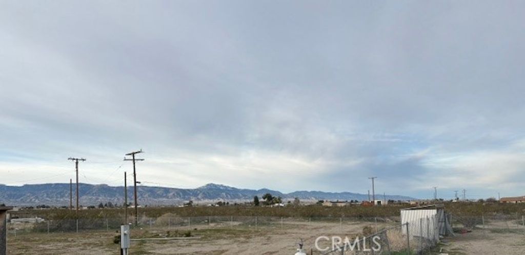 Image 25 of property listing at 14626 Monte Vista, Phelan, CA 92371