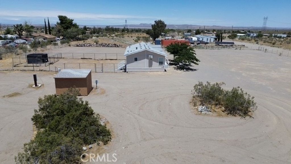 Image 32 of property listing at 14626 Monte Vista, Phelan, CA 92371