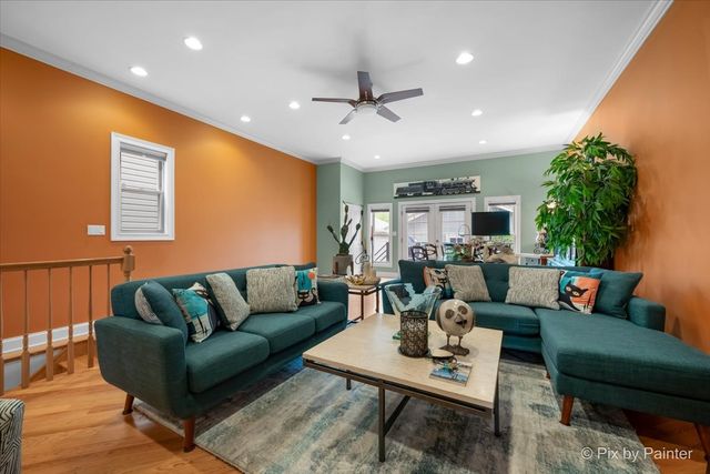 4906 N Kruger Avenue, Chicago, IL 60630