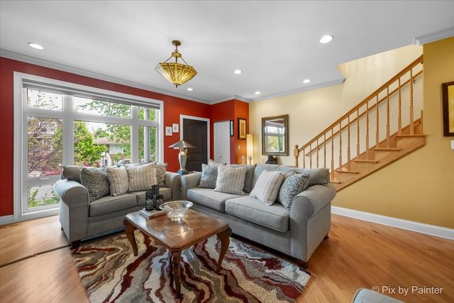 4906 N Kruger Avenue, Chicago, IL 60630