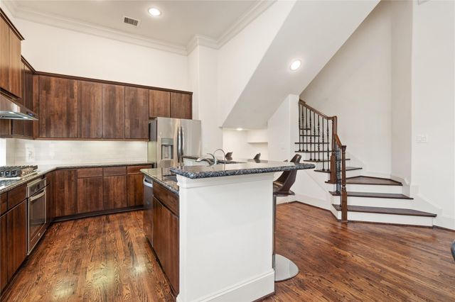 5229 Petty Street A, Houston, TX 77007