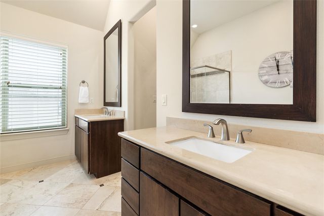 5229 Petty Street A, Houston, TX 77007