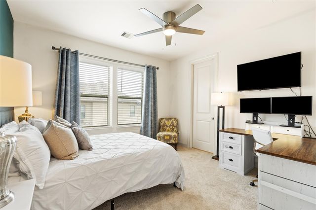 5229 Petty Street A, Houston, TX 77007