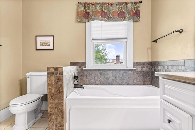 2030 Cass STREET, La Crosse, WI 54601