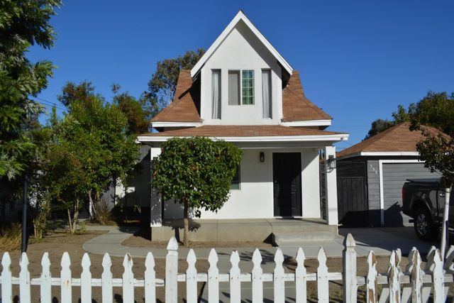 558 N Bond Street, Fresno, CA 93702