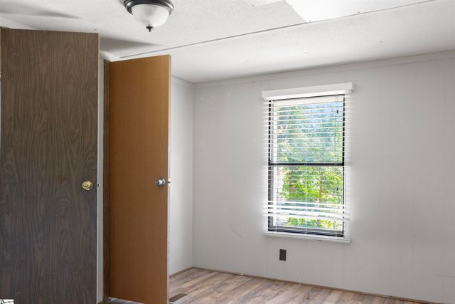 326 Murrell Road, Greenville, SC 29605