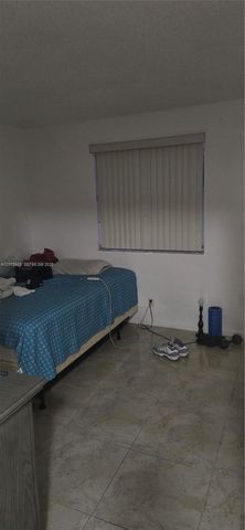 6470 NW 77th Pl, Parkland, FL 33067