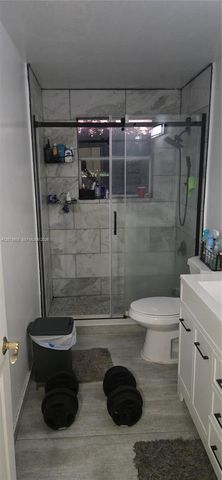 6470 NW 77th Pl, Parkland, FL 33067