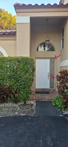 6470 NW 77th Pl, Parkland, FL 33067