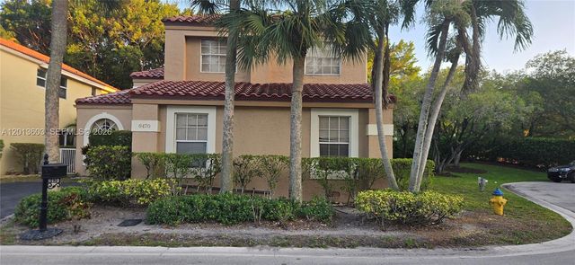 6470 NW 77th Pl, Parkland, FL 33067