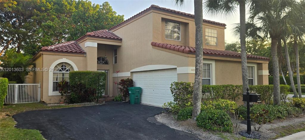 6470 NW 77th Pl, Parkland, FL 33067