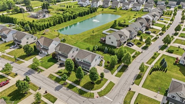 846 Hilliary Lane, Aurora, OH 44202