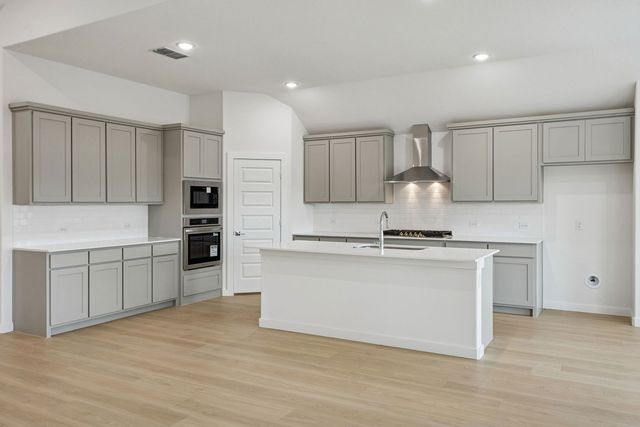 348 Yellowstar Lane, Lavon, TX 75166