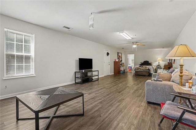 4925 Sunny Ridge Court, Flowery Branch, GA 30542