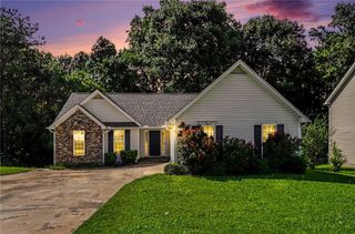 4925 Sunny Ridge Court, Flowery Branch, GA 30542