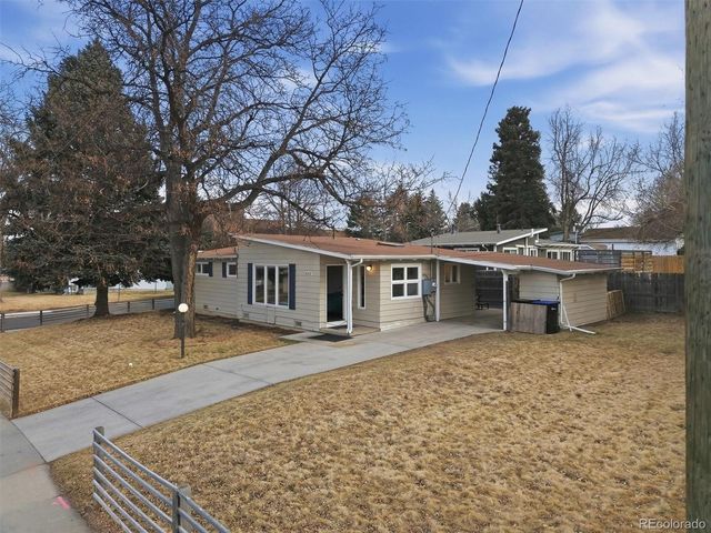 8202 W 59th Avenue, Arvada, CO 80004