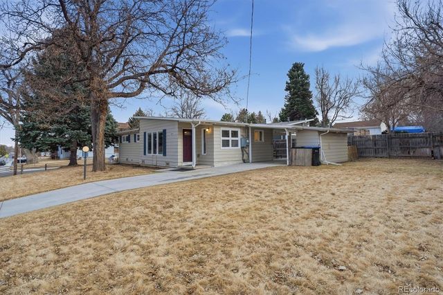 8202 W 59th Avenue, Arvada, CO 80004