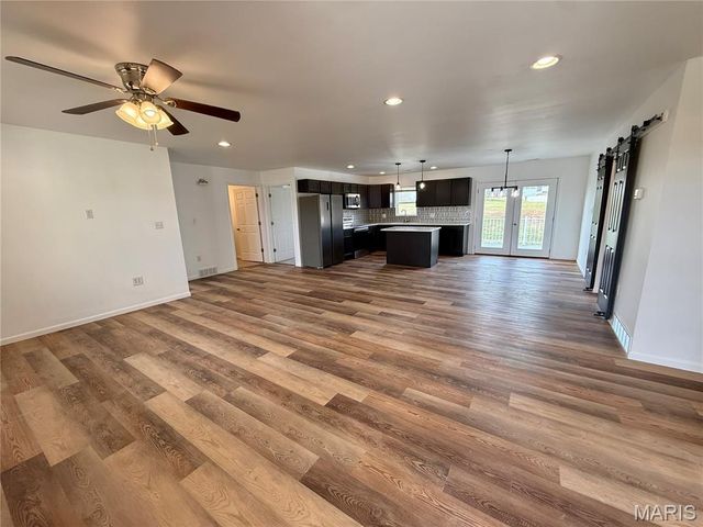 108 Whipporwill Lane, Hannibal, MO 63401