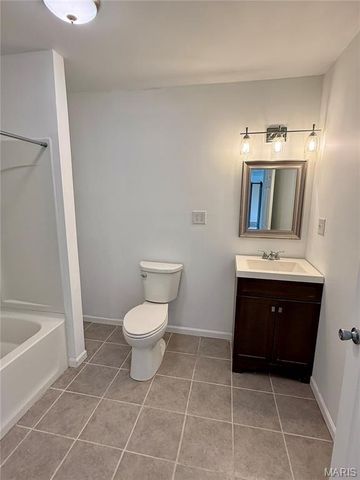 108 Whipporwill Lane, Hannibal, MO 63401