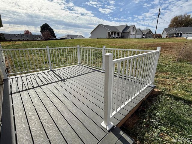 108 Whipporwill Lane, Hannibal, MO 63401