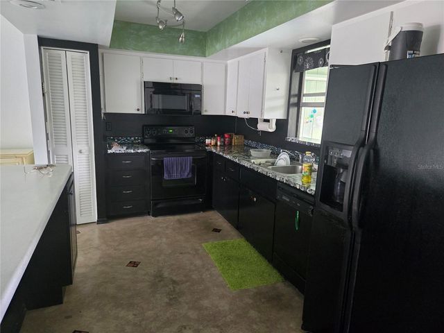 2974 CAPTIVA GARDENS DRIVE 17, Sarasota, FL 34231