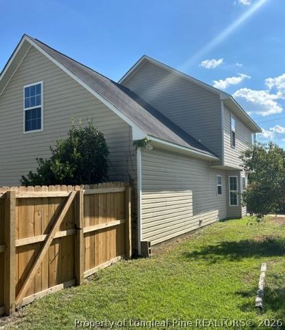 117 Roanoke Drive, Raeford, NC 28376