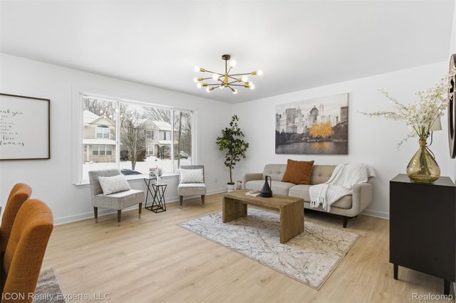 231 Going Street, Pontiac, MI 48342