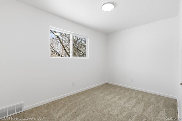 231 Going Street, Pontiac, MI 48342