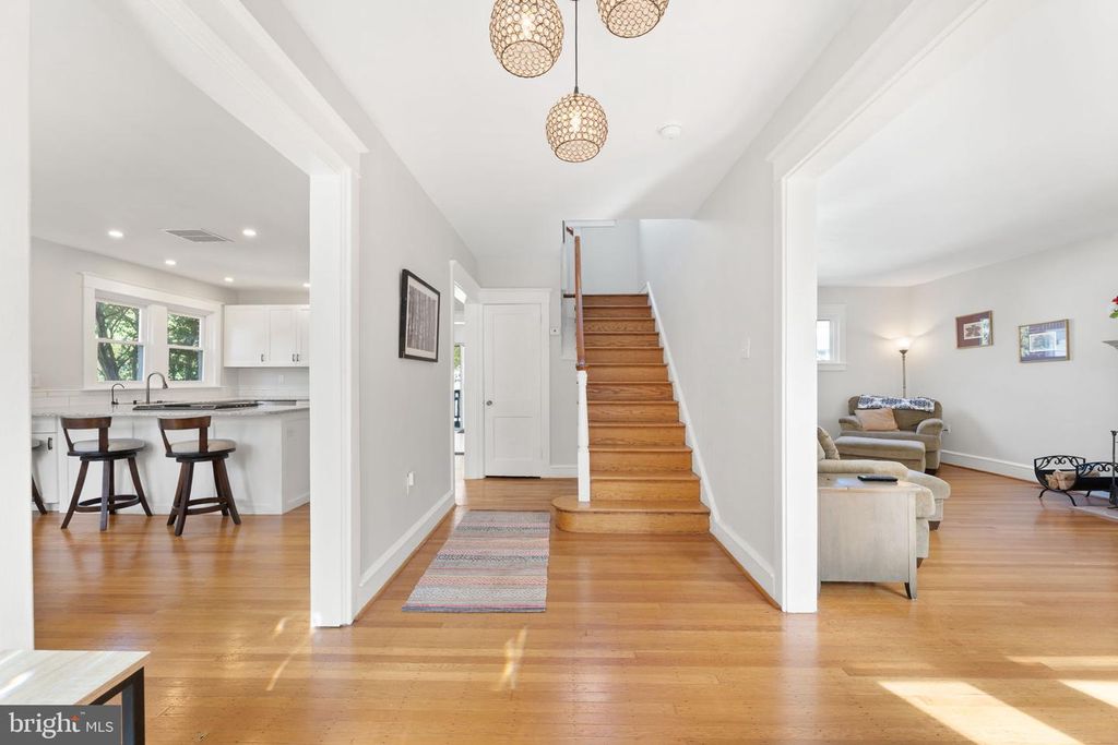 717 EDMONDS AVE, DREXEL HILL, PA 19026 — photo 2