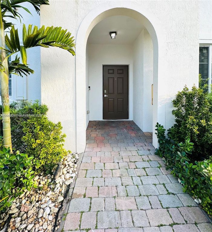 12430 SW 50th St 105, Miramar, FL 33027