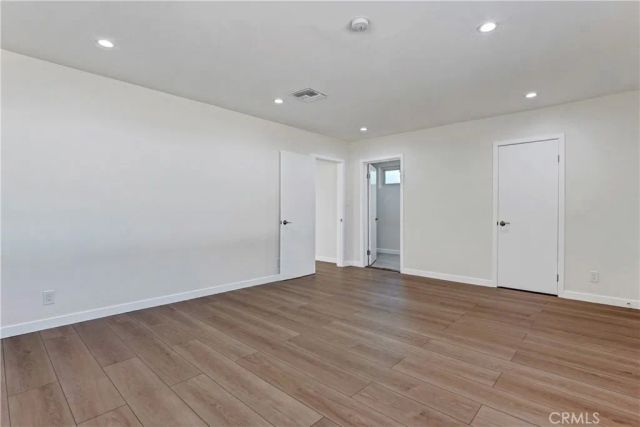 6851 Forbes, Lake Balboa, CA 91406