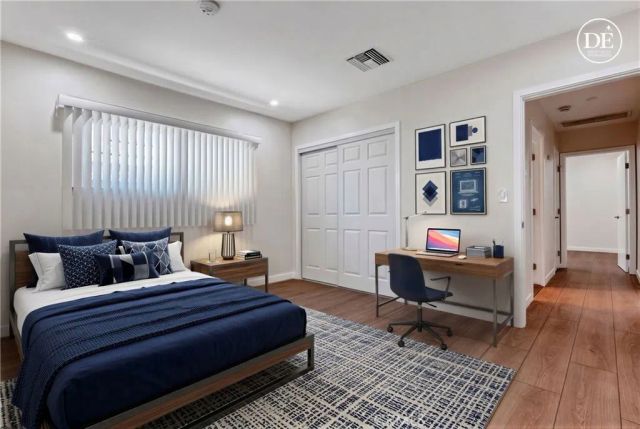 6851 Forbes, Lake Balboa, CA 91406
