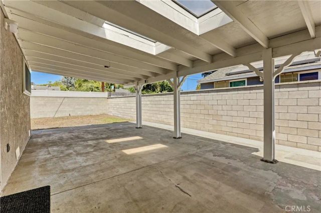 6851 Forbes, Lake Balboa, CA 91406