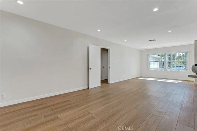 6851 Forbes, Lake Balboa, CA 91406