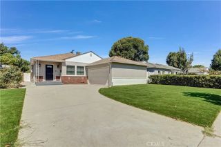 6851 Forbes, Lake Balboa, CA 91406