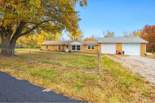 5413 THOMPSON RD, Columbia, MO 65202