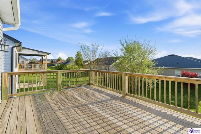 505 Winding Creek Court, Elizabethtown, KY 42701