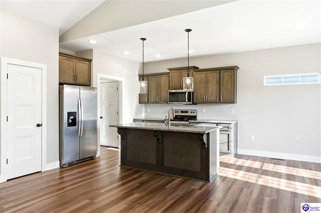 505 Winding Creek Court, Elizabethtown, KY 42701
