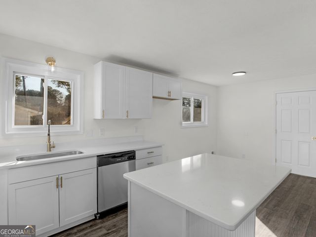 6068 Mount Zion Boulevard, Ellenwood, GA 30294