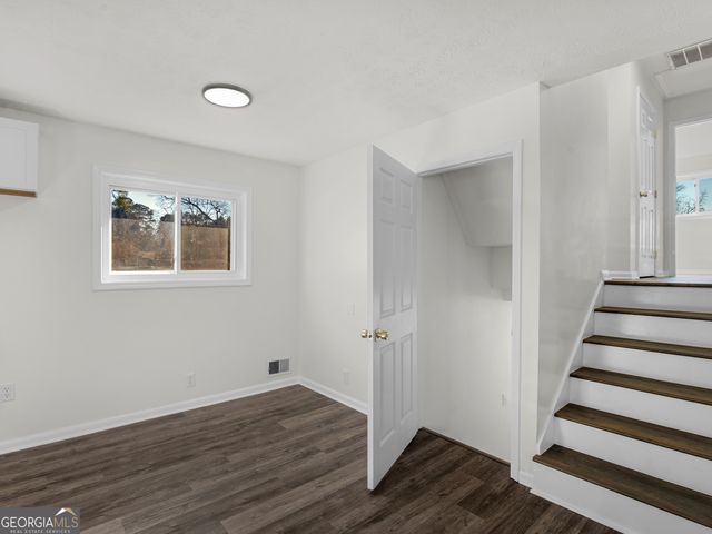 6068 Mount Zion Boulevard, Ellenwood, GA 30294