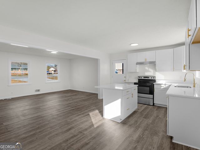 6068 Mount Zion Boulevard, Ellenwood, GA 30294