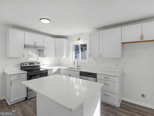 6068 Mount Zion Boulevard, Ellenwood, GA 30294