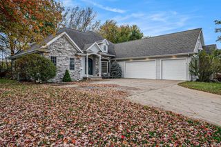 127 N Superior Avenue, Warsaw, IN 46582