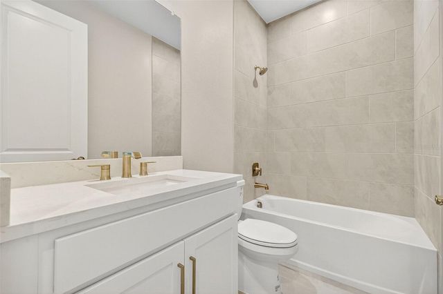 17420 MOONFLOWER DRIVE 202, Venice, FL 34293