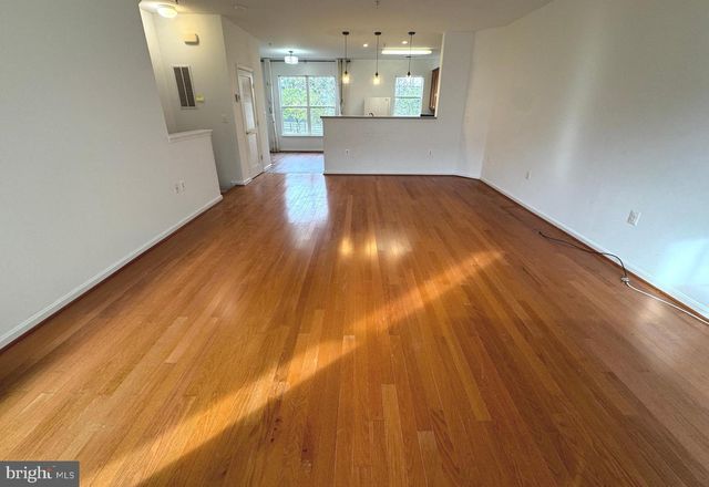 108 MOORE DR, Rockville, MD 20850